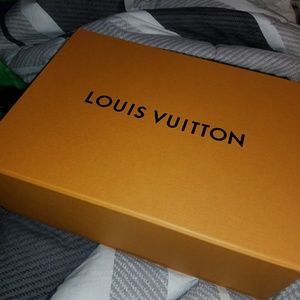 Louis Vuitton box