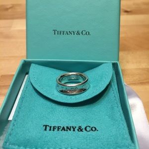 Tiffany & Co. 1837 ring