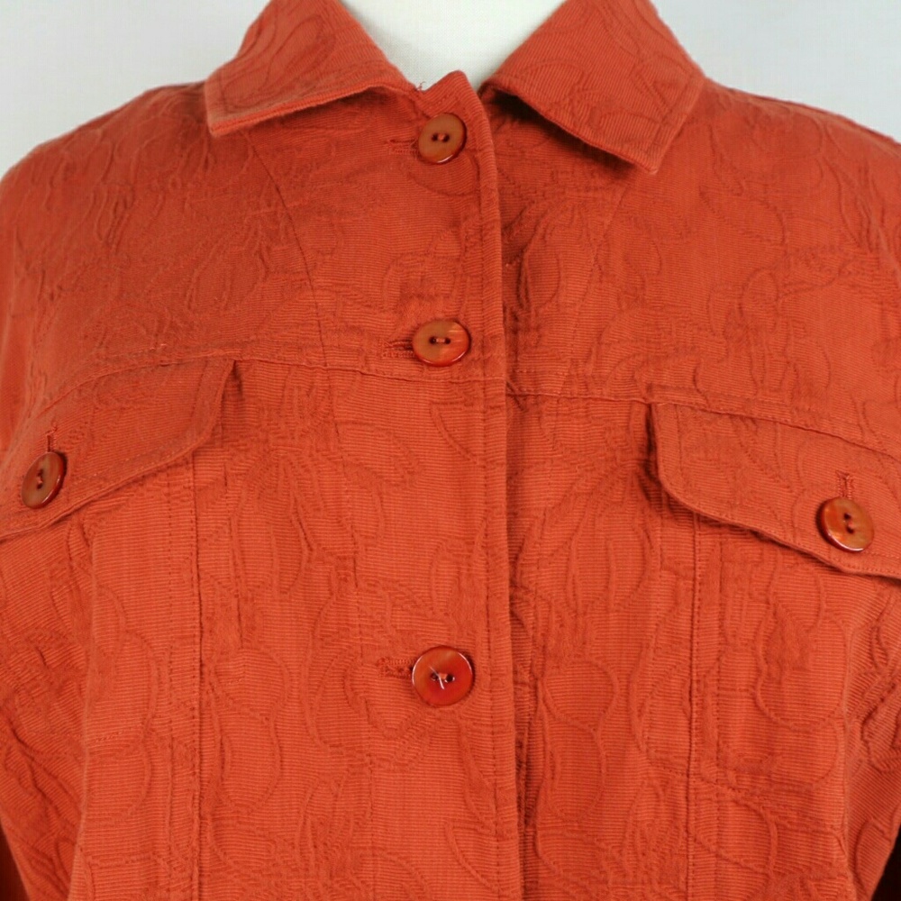 Chicos Button front topper