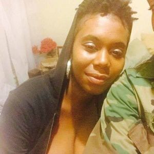 Meet your Posher, Candace