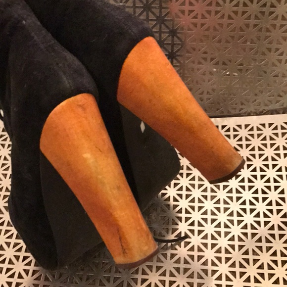 JEFFREY CAMPBELL "Lita" Velvet Size 6 - Picture 3 of 7