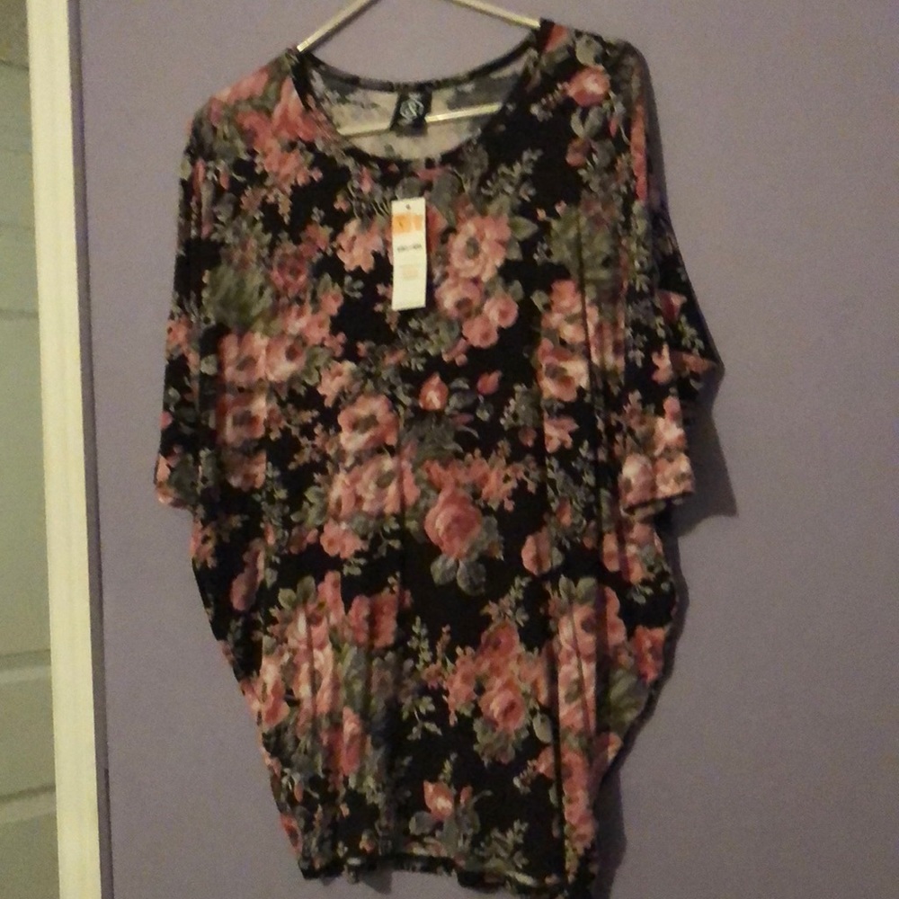 LulaRoe Irma Top