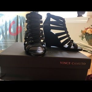 Black strappy Vince Camuto wedgea