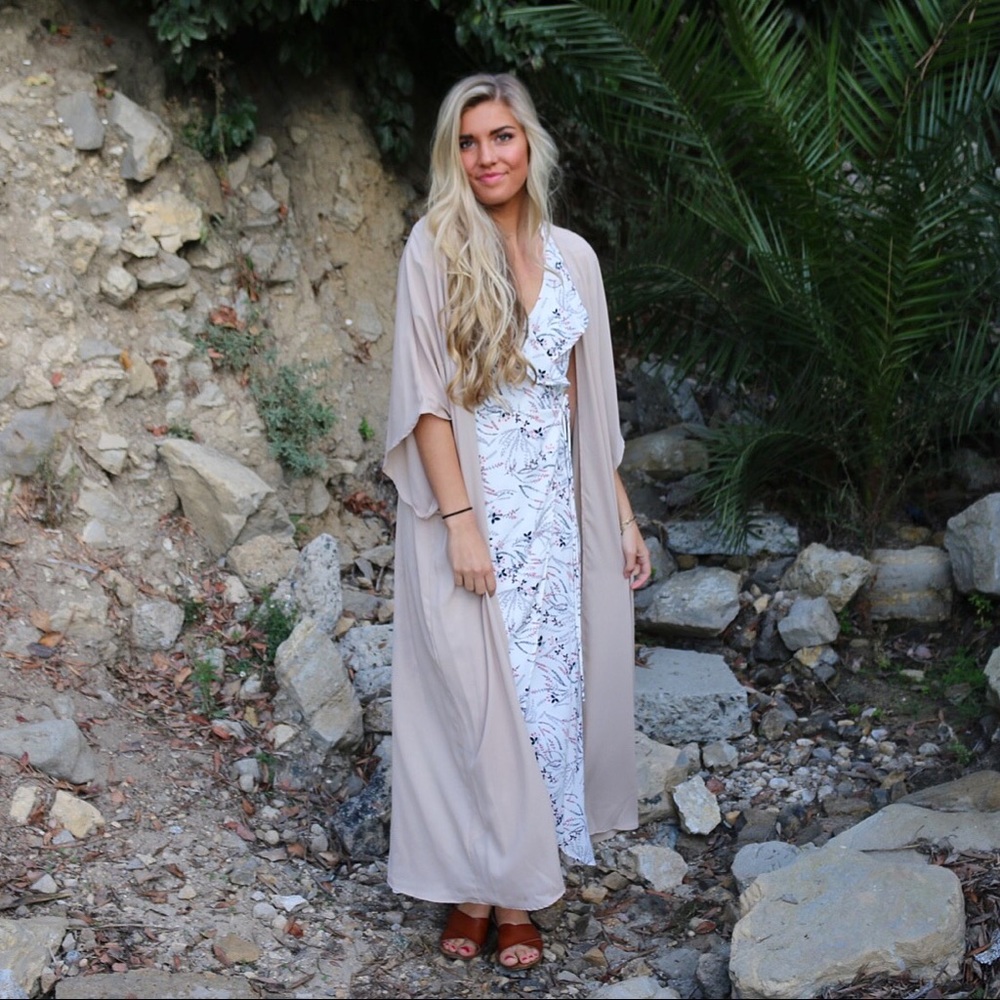 tan duster - Picture 2 of 5