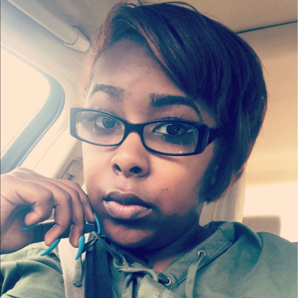 Meet your Posher, Destiny