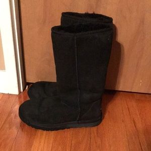 Ugg Black Boots size 8