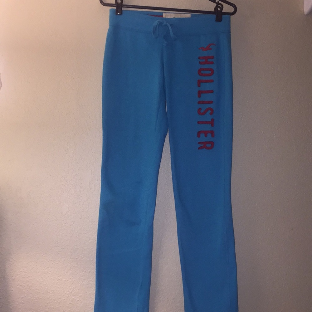 Hollister sweats