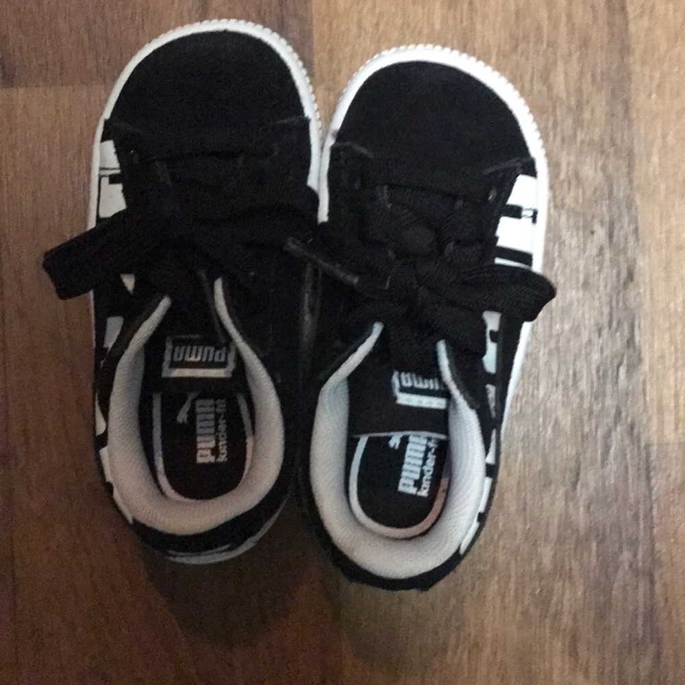 Toddler white and black pumas