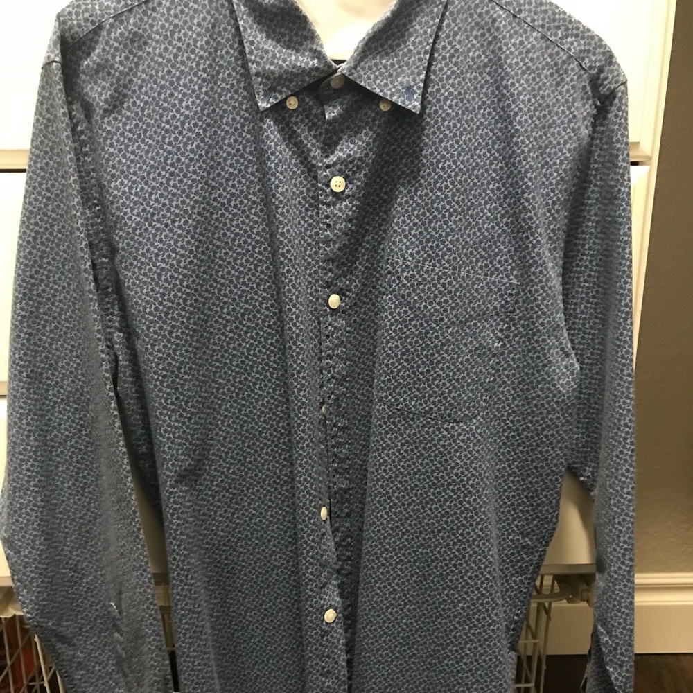 👔 Bonobos men’s dress shirt! Large.