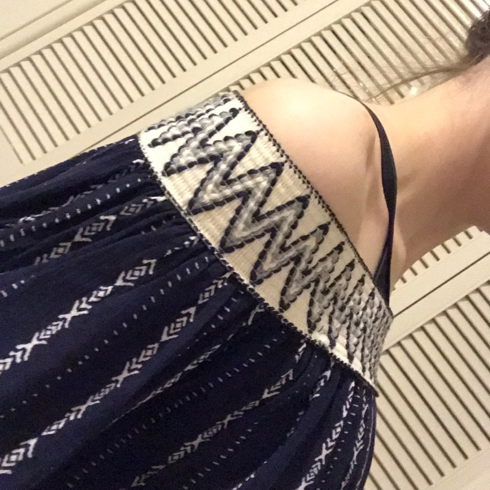 Over Shoulder Top💋 - Picture 2 of 4
