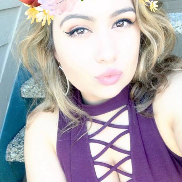 Meet your Posher, Megan - Picture 1 of 1