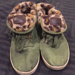 Limited edition TOMS! Worn twice!