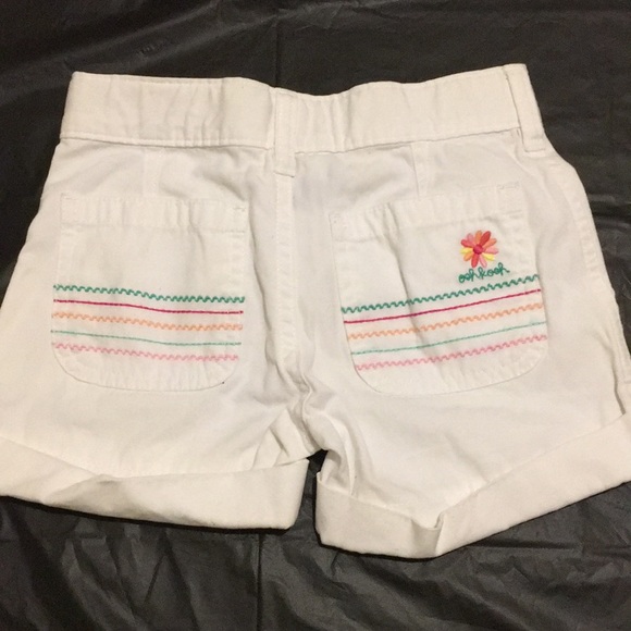 OshKosh B’Gosh Shorts, Girl size 5 - Picture 3 of 4