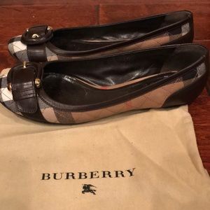 Authentic Burberry flats
