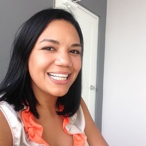 Meet your Posher, Gloria