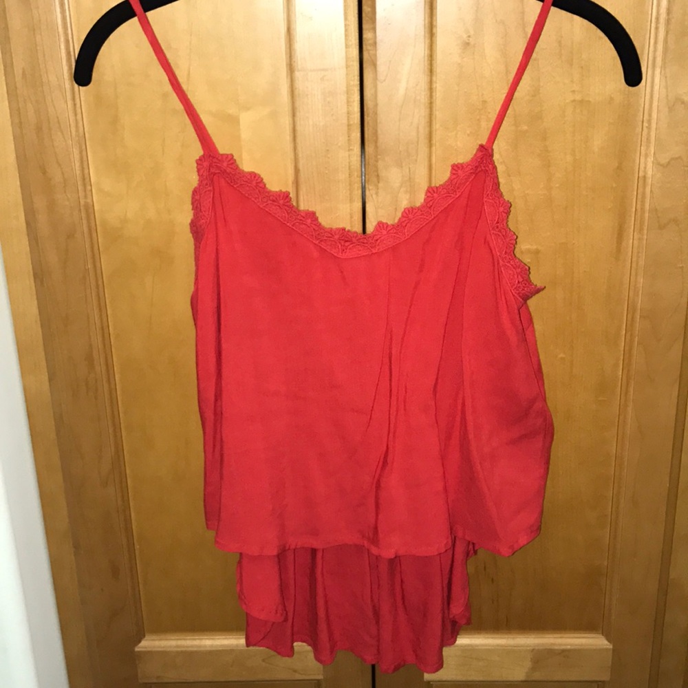 Red high-low tank