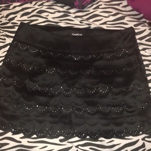 bebe ruffled black skirt