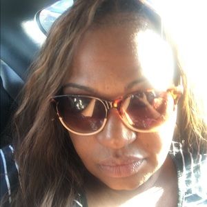 Meet your Posher, Taryn