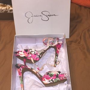 NEW Jessica Simpson Floral Heels