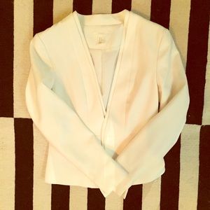 ‼️H&M white blazer - size 8 US ‼️