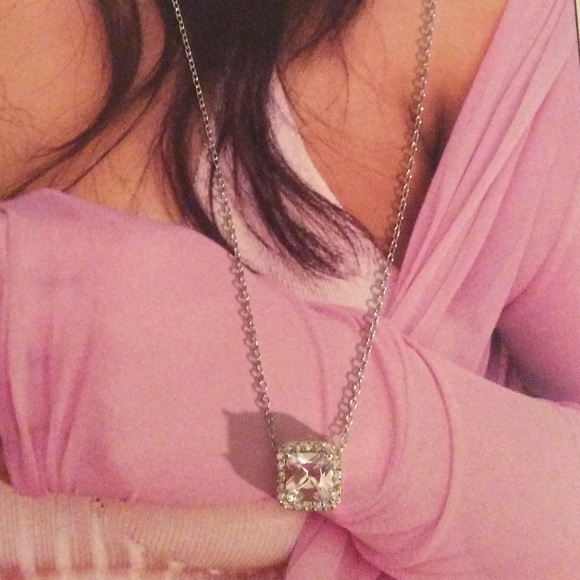 sterling silver necklace w/ square cubic zirconia - Picture 5 of 5