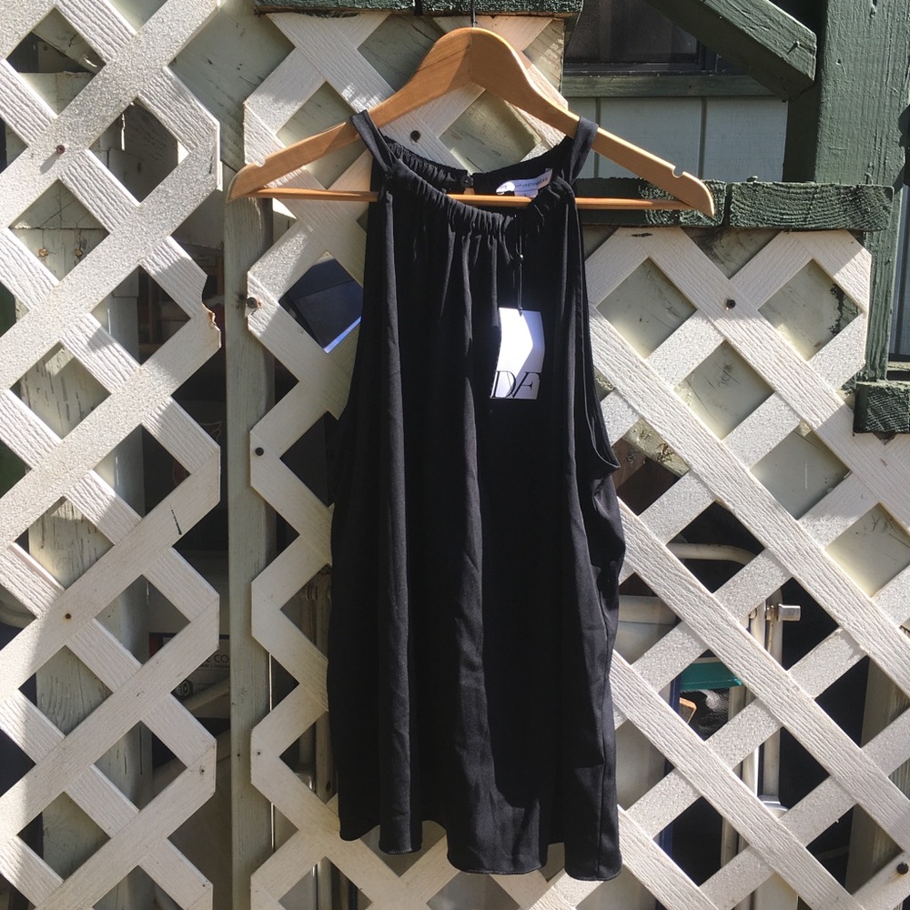Diane Von Furstenberg sleeveless high neck blouse