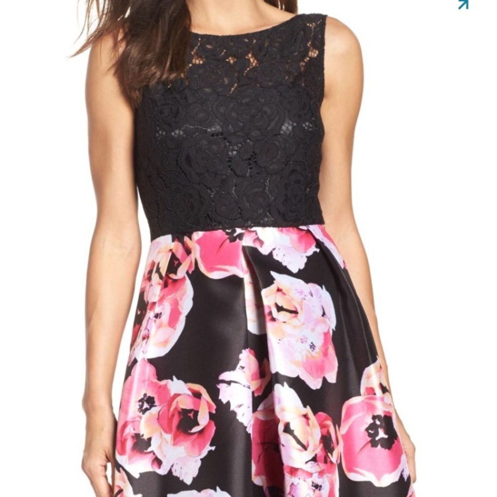 Women’s Ellen Tracy black lace & floral dress.