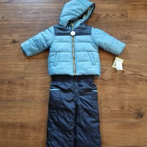 Carter's boys 18M Snowsuit Set