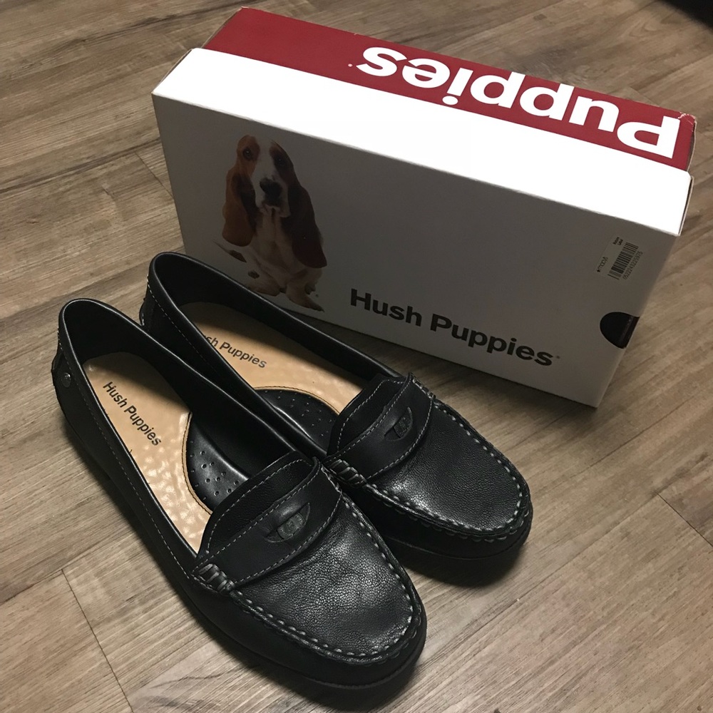 NWT “Iris Sloan” real leather Penny Loafer