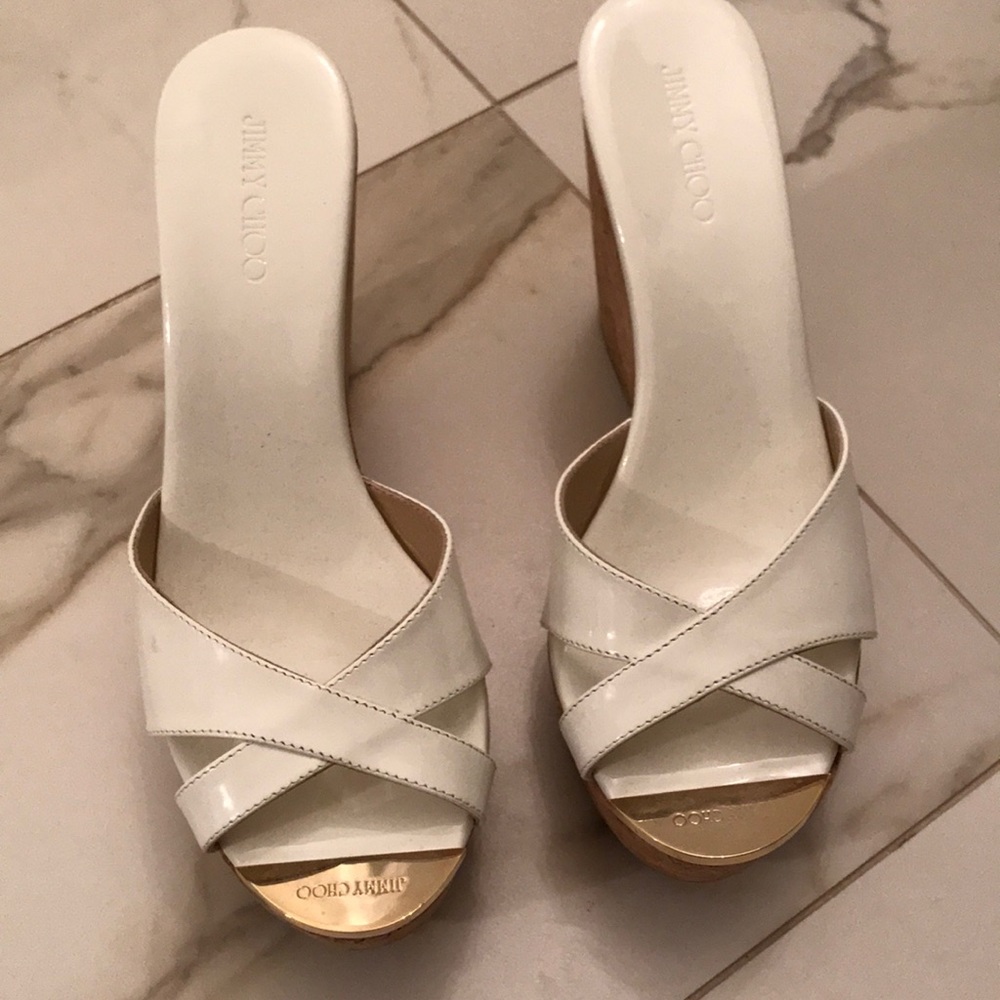 Jimmy CHoo white patent wedge size 39