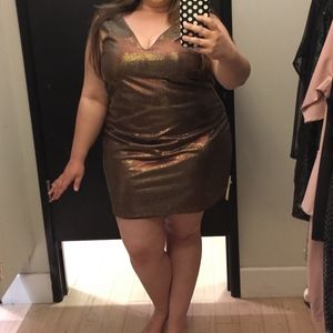 $10 flash sale (24 hr) Plus Size Gold Bodycon Dress NWT 2X Charlotte Russe