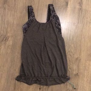 Lululemon restless tank size 4