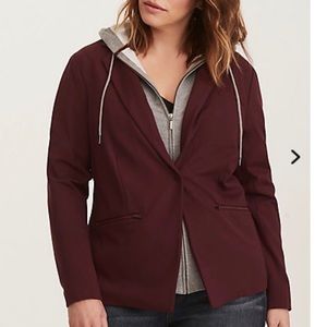 burgundy blazer and hoodie combo