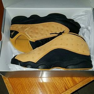 Air Jordan Retro AJ 13s "Chutneys"