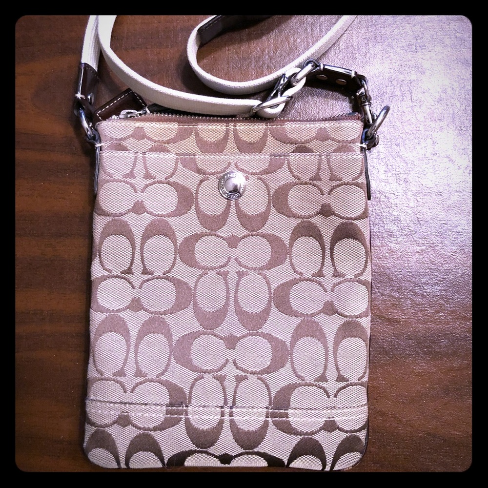 COACH Signature crossbody.....