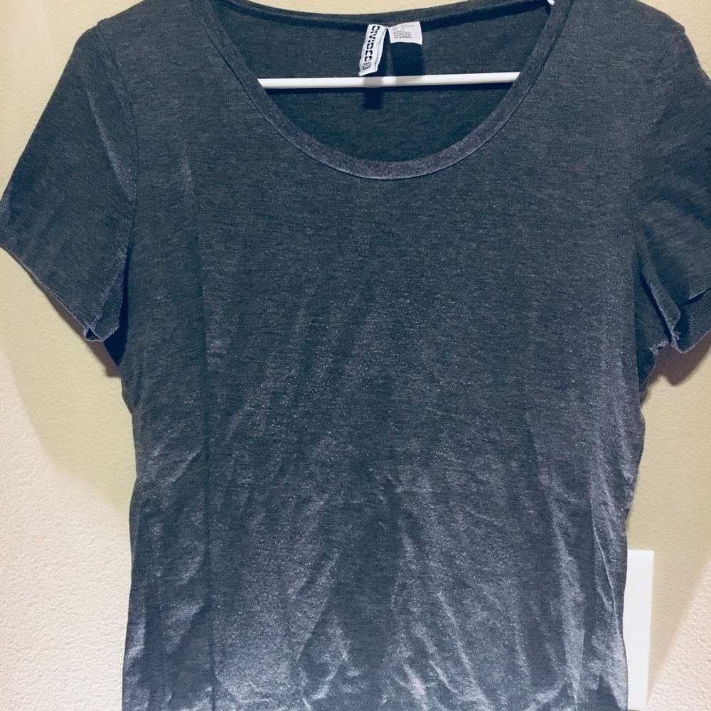 Gray T shirt