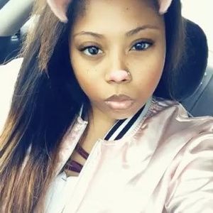 Meet your Posher, Megan