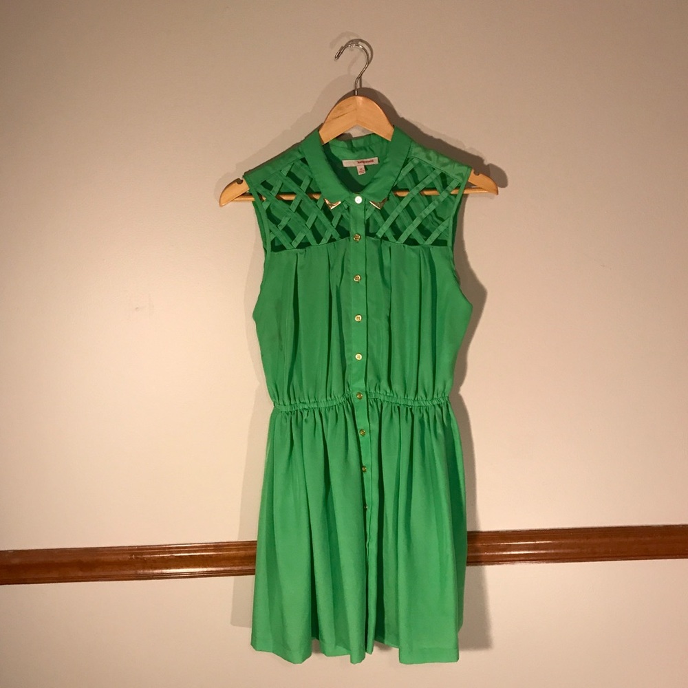 NEW trendy green dress