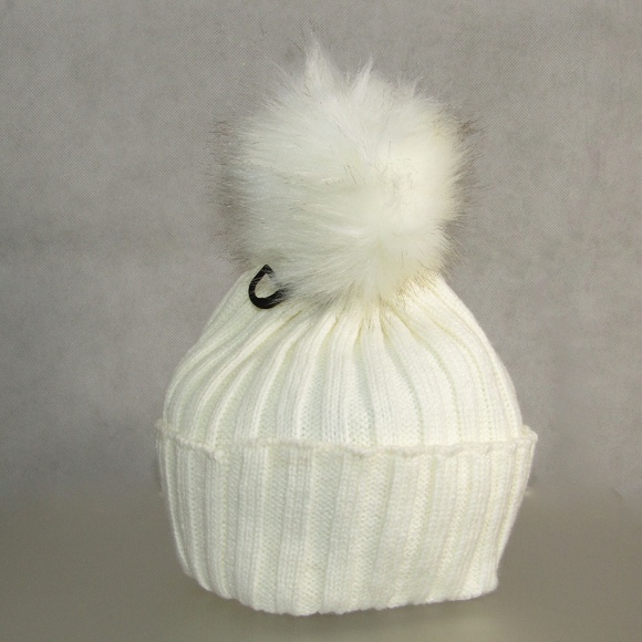 CC Exclusives Ivory Beanie with Fur Pom Pom - Picture 4 of 5