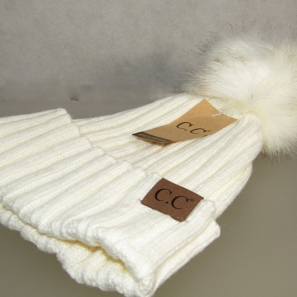 CC Exclusives Ivory Beanie with Fur Pom Pom - Picture 5 of 5