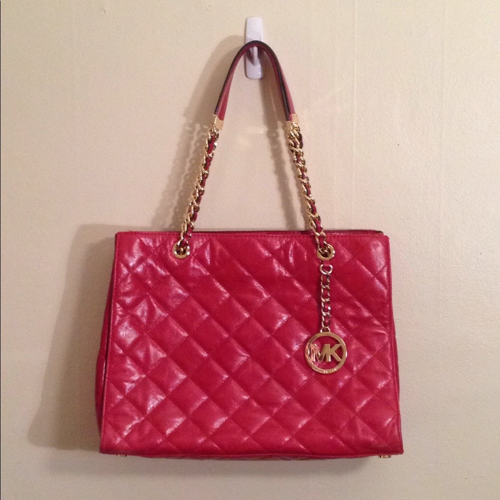 Michael Kors Susannah Quilted Leather Tote ❤️