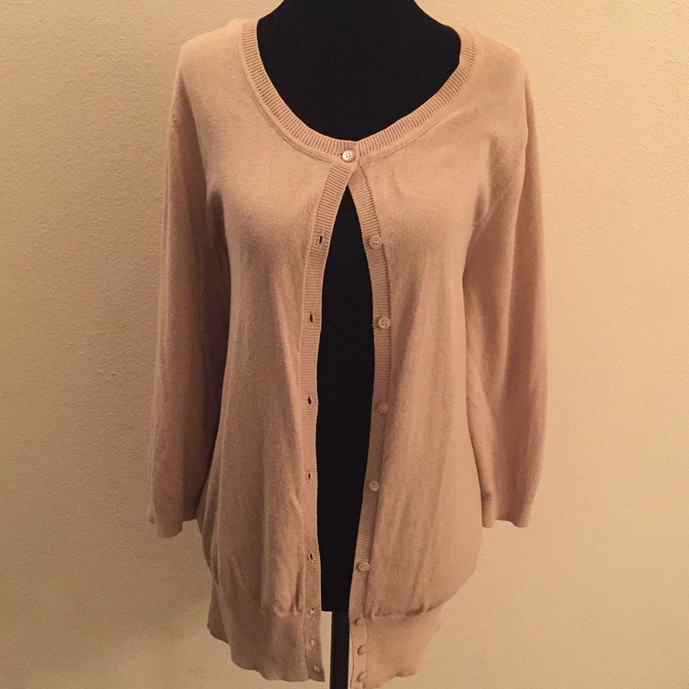 Tan 3/4 sleeve button down sweater/cardigan