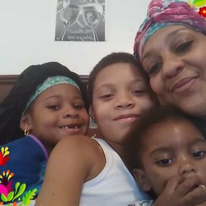 Meet your Posher, Leslie