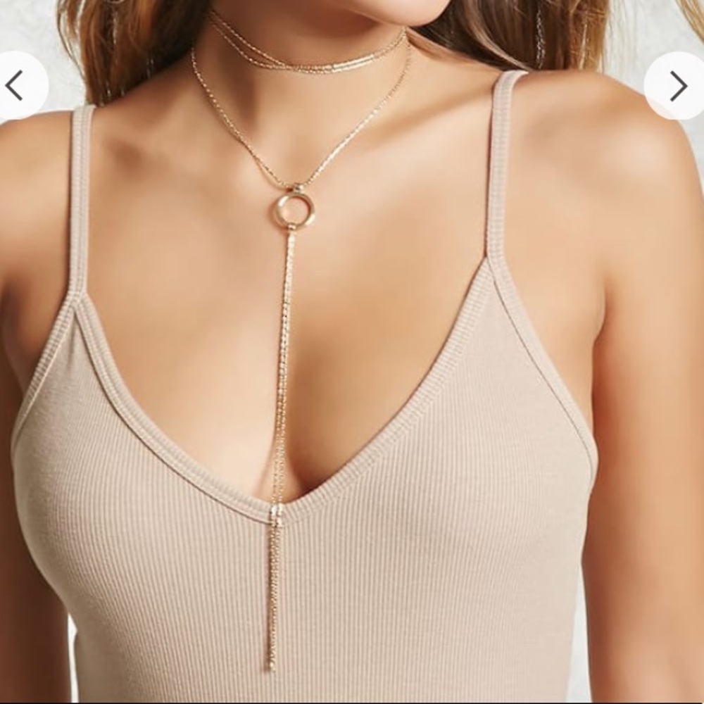 NEVER WORN Layered O-Ring Gold Choker