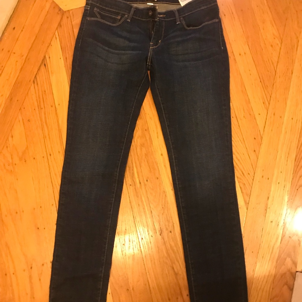 LEVIS Low Rise Straight leg Pant