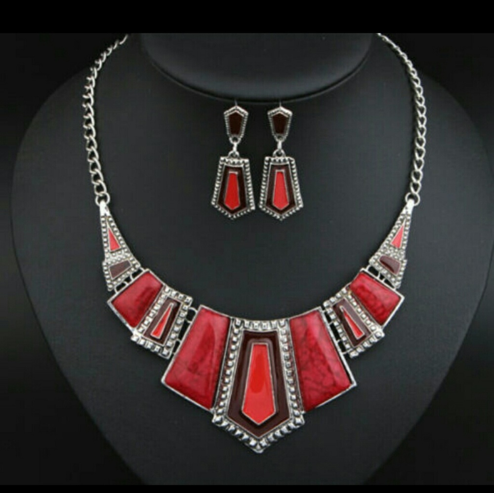 Beautiful Red Necklace set!