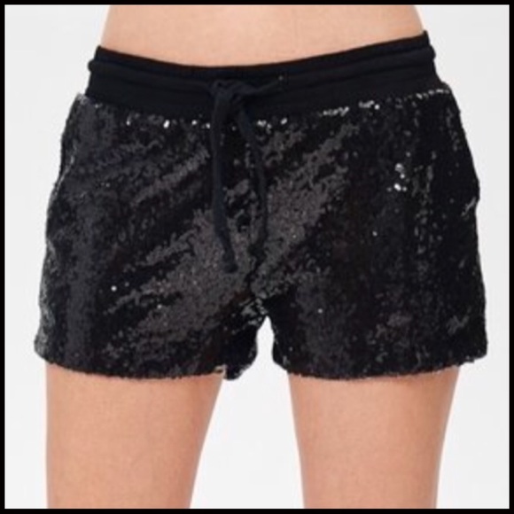 SEQUIN & POCKETS one Left - Picture 2 of 8