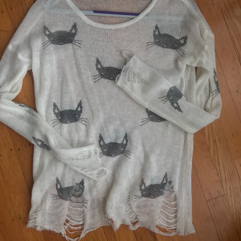 Cat sweater