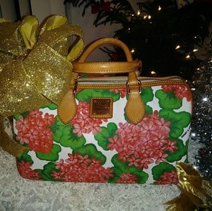 Dooney & Bourke purse