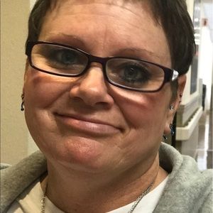 Meet your Posher, Cindy